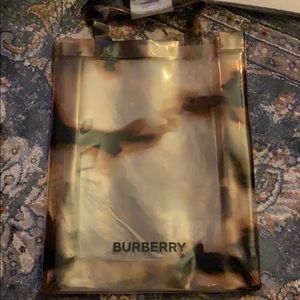 Burberry tote